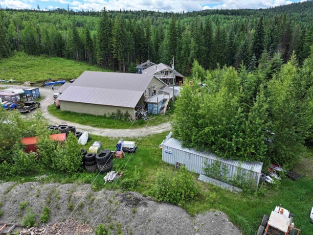 House for sale in Canim Lake, 100 Mile House, 3724 Bowers Lake Road, 263158818 | Realtylink.org