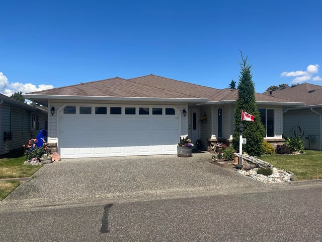 House for sale in Chilliwack, Chilliwack, 18 46485 Airport Road, 263158839 | Realtylink.org