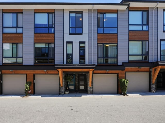 Townhouse for sale in Surrey, Cloverdale, 38 16488 64 Avenue, 263159022 | Realtylink.org