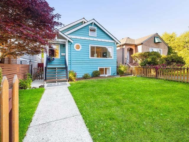House for sale in Vancouver, Vancouver West, 3311 W 8th Avenue, 263159100 | Realtylink.org