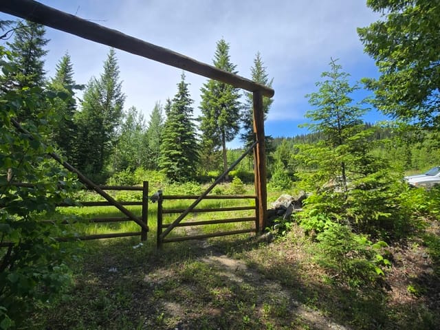 Lot for sale in Canim Lake, 100 Mile House, 2676 Eagle Creek Road, 263159121 | Realtylink.org