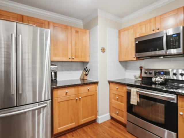 Apartment for sale in Surrey, South Surrey White Rock, 109 15270 17 Avenue, 263159136 | Realtylink.org