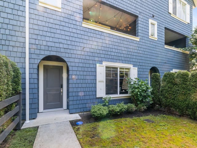 Townhouse for sale in Surrey, South Surrey White Rock, 31 16357 15 Avenue, 263159174 | Realtylink.org