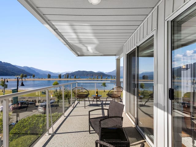 Apartment for sale in Harrison Hot Springs, Harrison Lake, 215 328 Esplanade Avenue, 263159223 | Realtylink.org