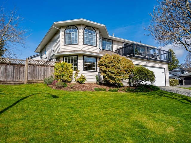 House for sale in Surrey, Cloverdale, 6031 189a Street, 263159240 | Realtylink.org