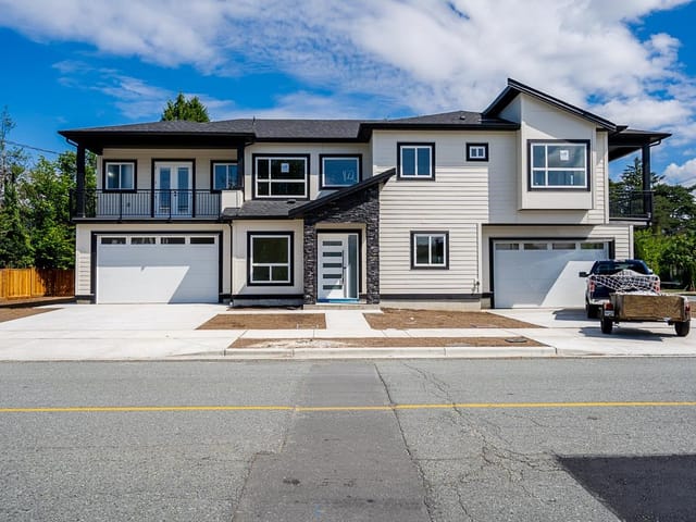 1/2 Duplex for sale in Chilliwack, Chilliwack, A 45945 Lewis Avenue, 263159241 | Realtylink.org