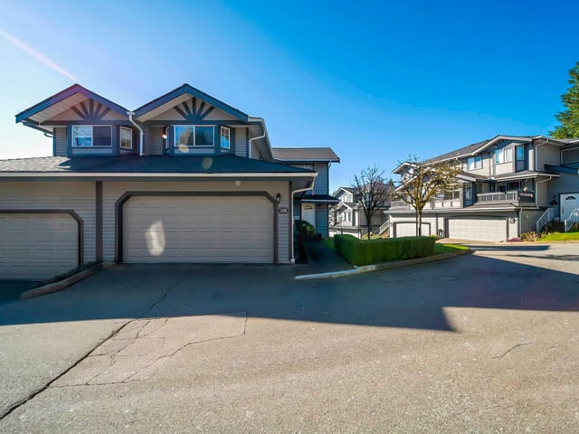Townhouse for sale in Coquitlam, Coquitlam, 120 1685 Pinetree Way, 263159259 | Realtylink.org