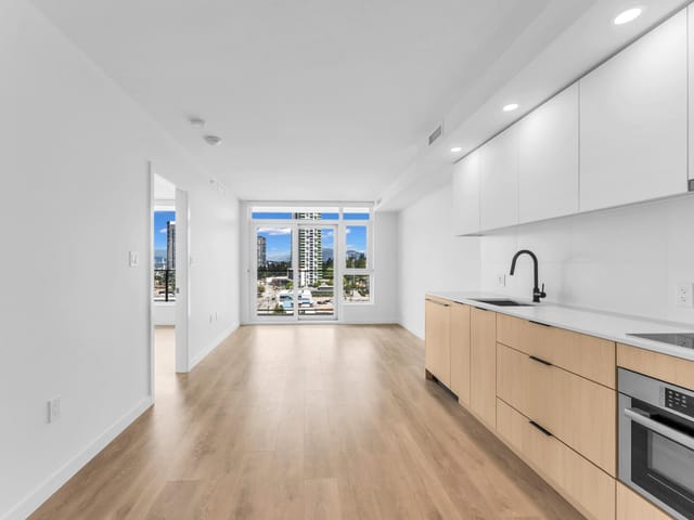 Apartment for sale in Surrey, North Surrey, 1111 13738 Central Avenue, 263159266 | Realtylink.org