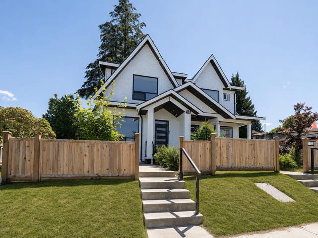 1/2 Duplex for sale in New Westminster, New Westminster, 1 122 Eighth Avenue, 263159282 | Realtylink.org