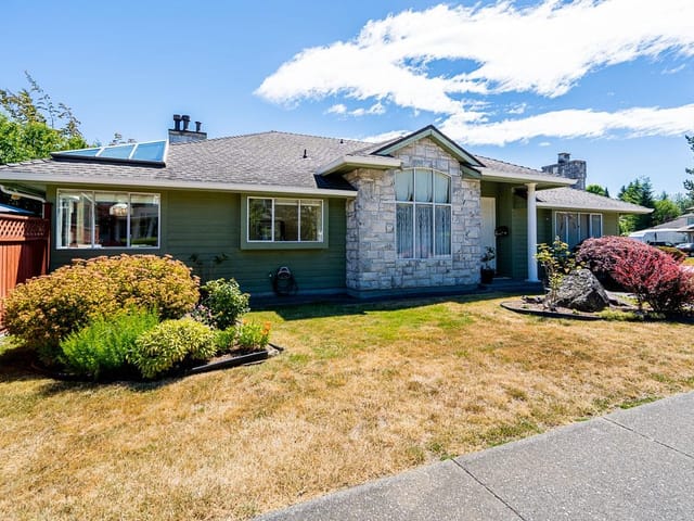 House for sale in Surrey, South Surrey White Rock, 2112 124 Street, 263159364 | Realtylink.org