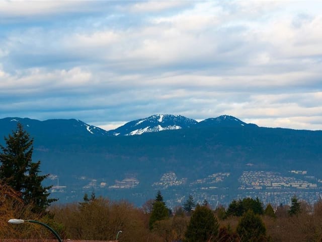 House for sale in Vancouver, Vancouver West, 3311 Quesnel Drive, 263159414 | Realtylink.org
