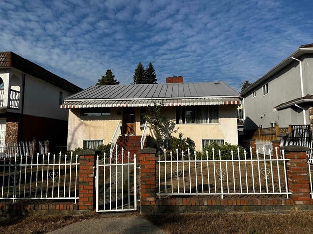 House for sale in Vancouver, Vancouver East, 2621 E 8th Avenue, 263159455 | Realtylink.org