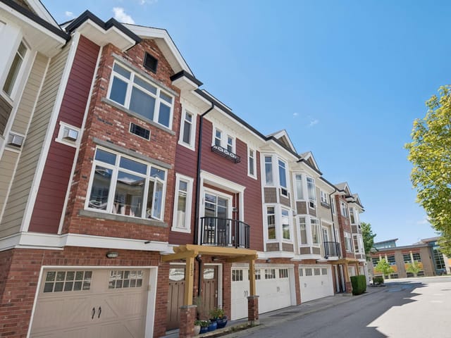 Townhouse for sale in Langley, Langley, 132 20738 84 Avenue, 263159532 | Realtylink.org