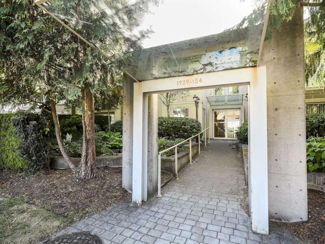 Apartment for sale in Surrey, South Surrey White Rock, 308 1929 154 Street, 263159546 | Realtylink.org