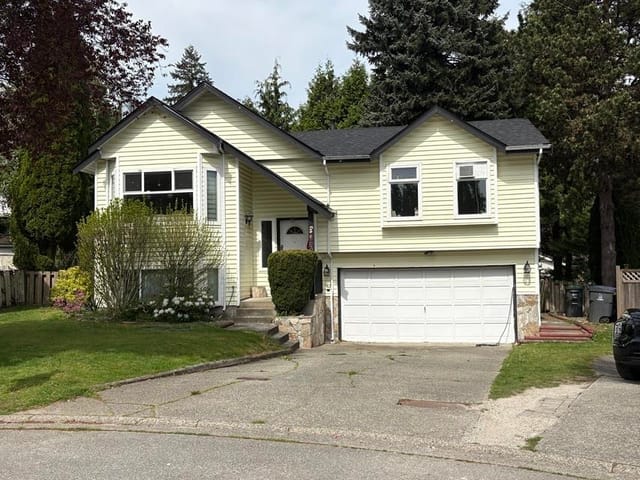 House for sale in Surrey, Surrey, 8063 138a Street, 263159547 | Realtylink.org