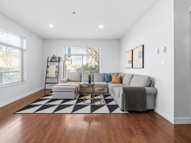 Apartment for sale in Port Coquitlam, Port Coquitlam, 112 2330 Wilson Avenue, 263159603 | Realtylink.org