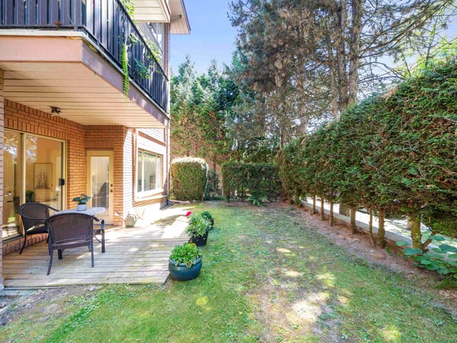 Apartment for sale in Burnaby, Burnaby South, 105 6688 Burlington Avenue, 263159612 | Realtylink.org