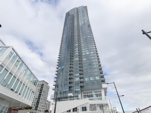 Apartment for sale in New Westminster, New Westminster, 1704 680 Quayside Drive, 263159623 | Realtylink.org