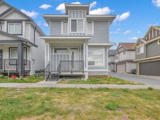 House for sale in Surrey, Cloverdale, 19121 67 Avenue, 263159644 | Realtylink.org