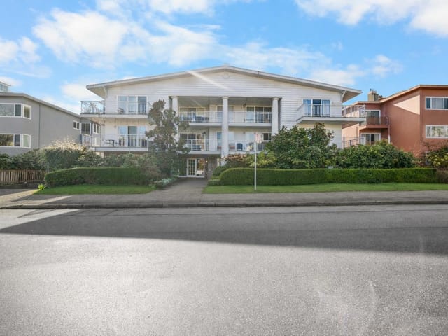 Apartment for sale in Vancouver, Vancouver West, 202 1066 W 13th Avenue, 263159654 | Realtylink.org