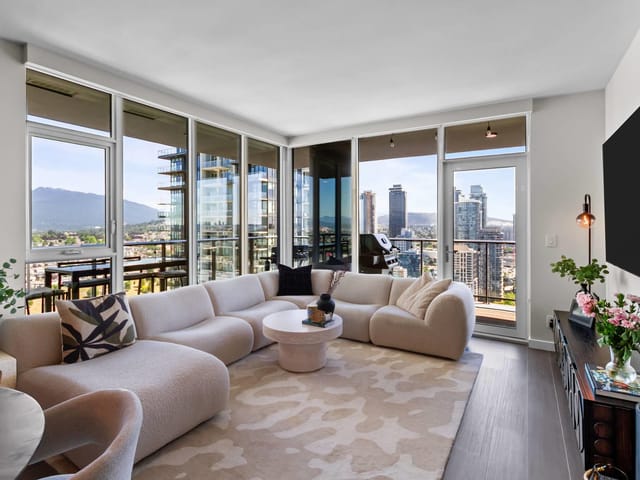 Apartment for sale in Burnaby, Burnaby North, 3801 2186 Gilmore Avenue, 263159962 | Realtylink.org
