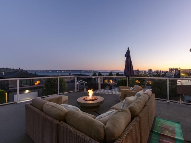 House for sale in West Vancouver, West Vancouver, 1104 Esquimalt Avenue, 263159997 | Realtylink.org