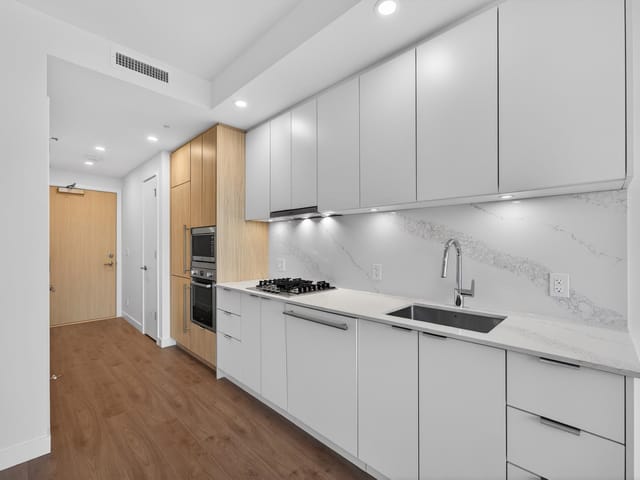 Apartment for sale in Coquitlam, Coquitlam, 4107 537 Cottonwood Avenue, 263160010 | Realtylink.org
