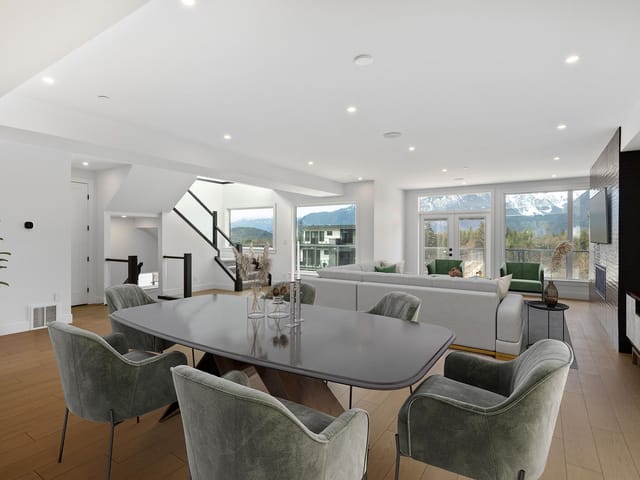 House for sale in Squamish, Squamish, 28 3385 Mamquam Road, 263160107 | Realtylink.org