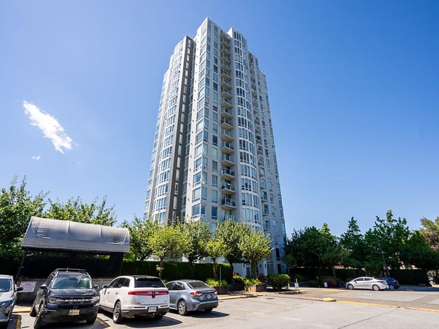 Apartment for sale in Surrey, North Surrey, 1102 14820 104 Avenue, 263160132 | Realtylink.org