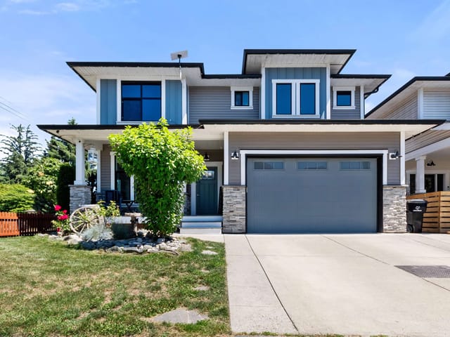 House for sale in Chilliwack, Chilliwack, 10 46128 Riverside Drive, 263160161 | Realtylink.org
