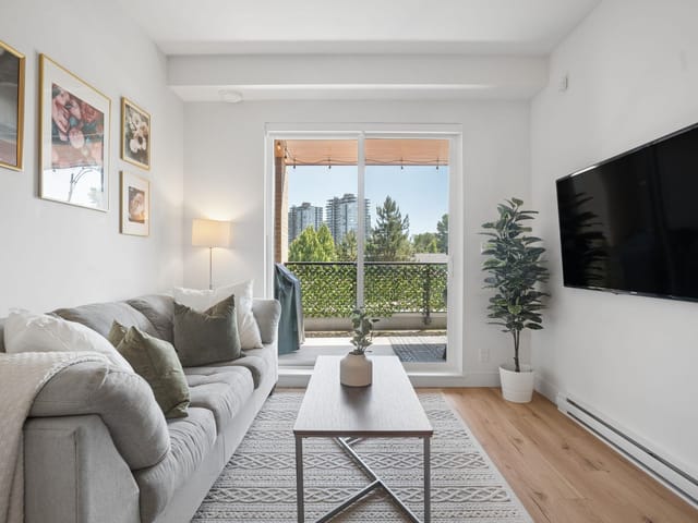 Apartment for sale in Port Moody, Port Moody, 326 55 Klahanie Drive, 263160295 | Realtylink.org