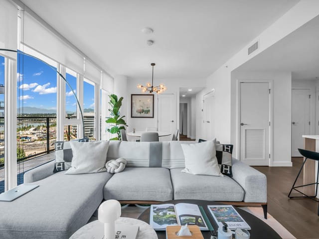Apartment for sale in Richmond, Richmond, 1301 8160 McMyn Way, 263160340 | Realtylink.org