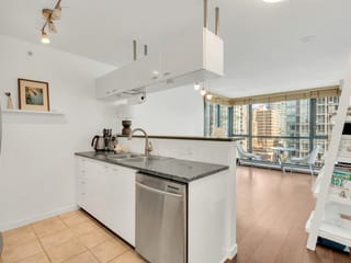 Apartment for sale in Vancouver, Vancouver West, 1601 1331 Alberni Street, 263160373 | Realtylink.org