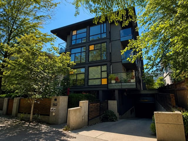 Apartment for sale in Vancouver, Vancouver East, 201 562 E 7th Avenue, 263160451 | Realtylink.org