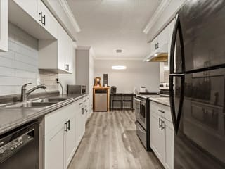 Apartment for sale in Chilliwack, Chilliwack, 209 45598 McIntosh Drive, 263160718 | Realtylink.org
