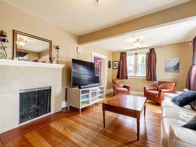 House for sale in North Vancouver, North Vancouver, 264 W Queens Road, 263160745 | Realtylink.org