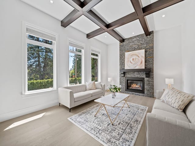 House for sale in Surrey, South Surrey White Rock, 13101 14 Avenue, 263160751 | Realtylink.org