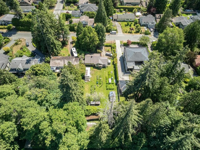 House for sale in Surrey, South Surrey White Rock, 12721 22 Avenue, 263160772 | Realtylink.org