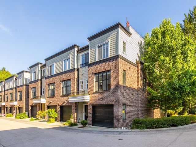 Townhouse for sale in Surrey, South Surrey White Rock, 65 15588 32 Avenue, 263160791 | Realtylink.org