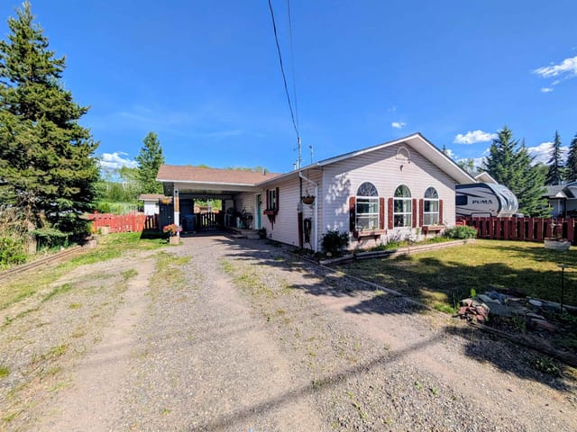 House for sale in Telkwa, Smithers And Area, 1700 Telegraph Street, 263160826 | Realtylink.org
