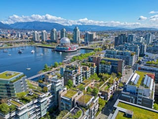 Apartment for sale in Vancouver, Vancouver West, 102 128 Athletes Way, 263160906 | Realtylink.org