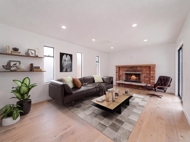 House for sale in Vancouver, Vancouver West, 3974 W 10th Avenue, 263160912 | Realtylink.org