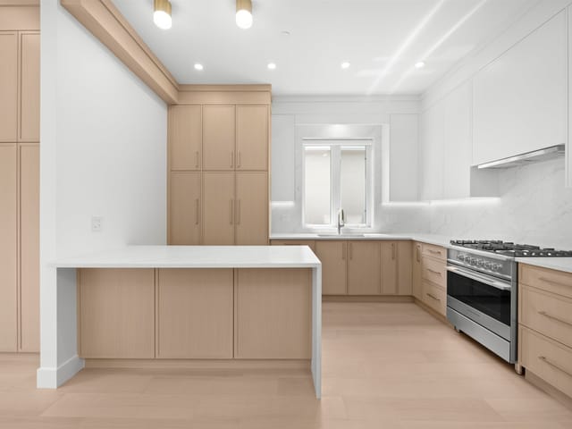 1/2 Duplex for sale in Vancouver, Vancouver East, 1 6461 E Prince Edward Street, 263160957 | Realtylink.org