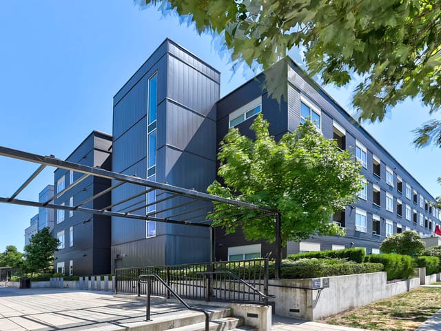 Apartment for sale in Maple Ridge, Maple Ridge, 208 22265 Dewdney Trunk Road, 263160986 | Realtylink.org