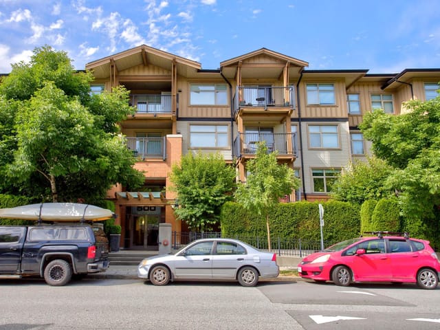 Apartment for sale in Port Moody, Port Moody, 406 500 Klahanie Drive, 263161004 | Realtylink.org