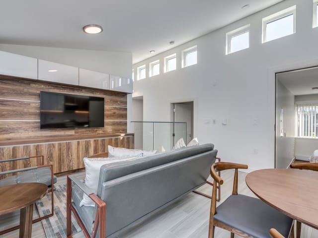 Apartment for rent in Vancouver, Vancouver West, 401 1168 Pendrell Street, 263161023 | Realtylink.org