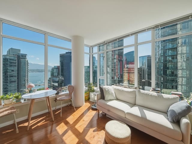 Apartment for sale in Vancouver, Vancouver West, 2106 1211 Melville Street, 263161056 | Realtylink.org