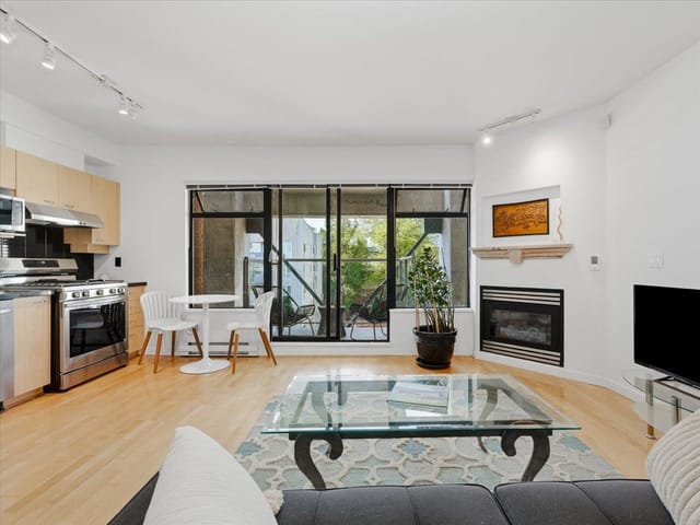 Apartment for sale in Vancouver, Vancouver West, 503 2228 Marstrand Avenue, 263161099 | Realtylink.org