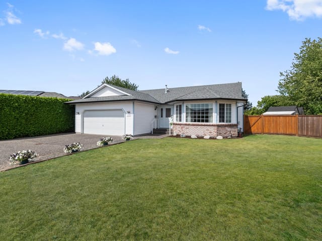 House for sale in Chilliwack, Sardis, 45017 Stratford Place, 263161111 | Realtylink.org