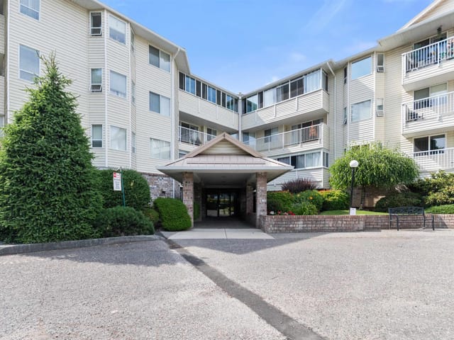 Apartment for sale in Chilliwack, Chilliwack, 202 8725 Elm Drive, 263161138 | Realtylink.org
